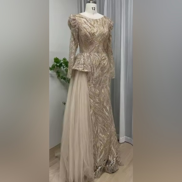 Luxurious Long Sleeve Gold Gown - Picture 3 of 5